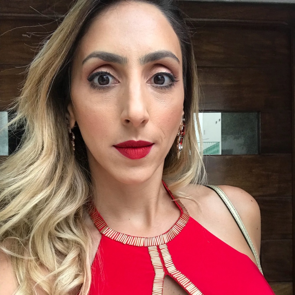 Meet your Posher, Anabella
